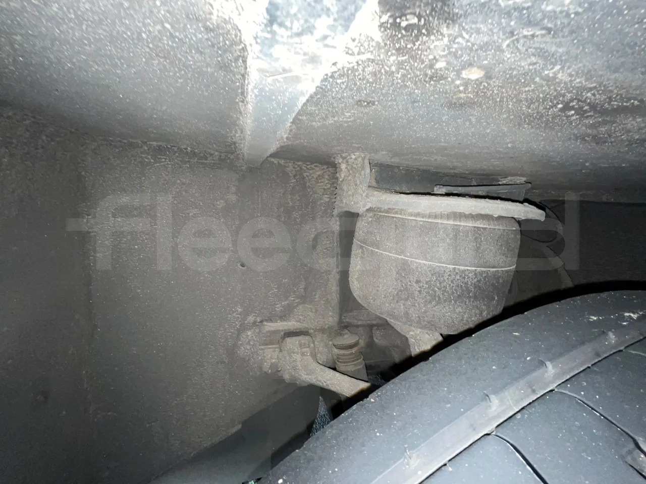 Mercedes-Benz Tourismo RHD L - Euro6 - 315kW - 13.990mt - axel 2 leaf spring right