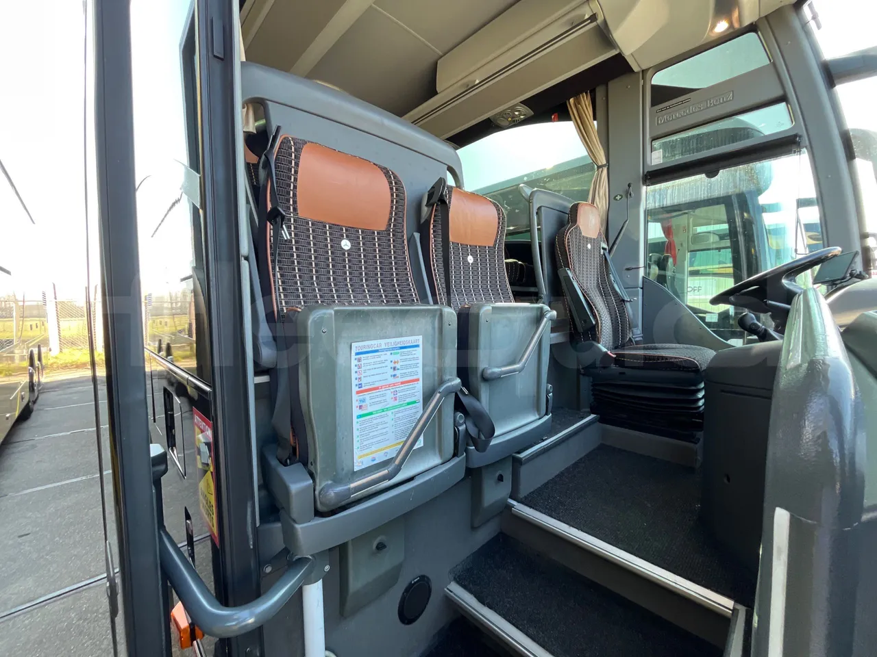 Mercedes-Benz Tourismo RHD L - Euro6 - 315kW - 13.990mt - hostess seat photo