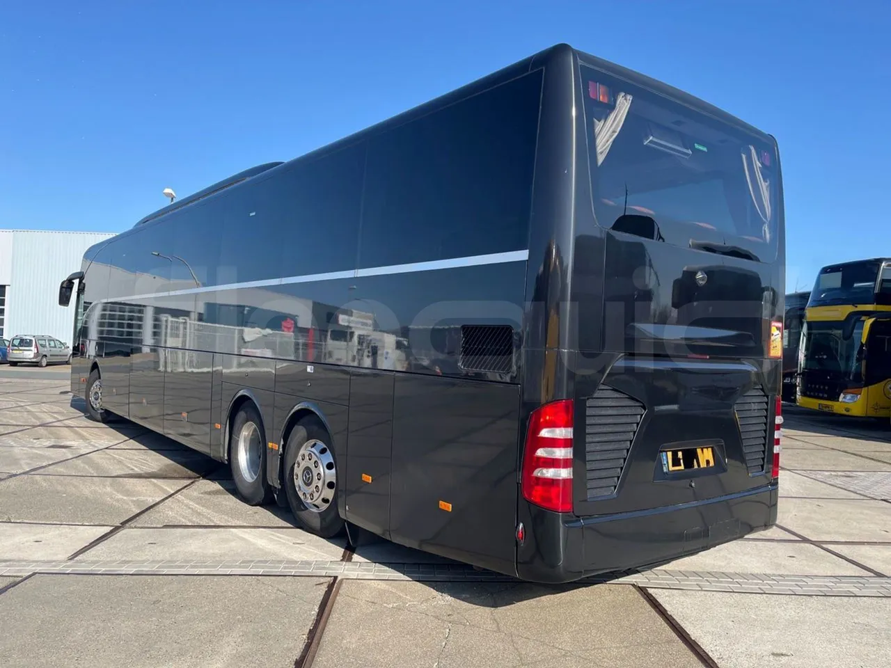 Mercedes-Benz Tourismo RHD L - Euro6 - 315kW - 13.990mt - left side photo