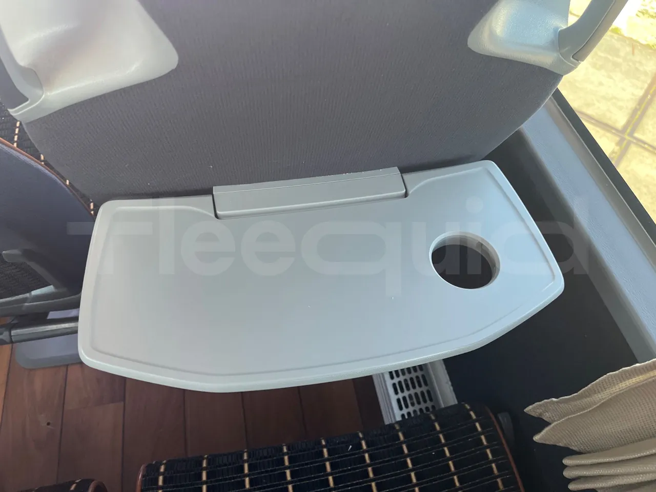 Mercedes-Benz Tourismo RHD L - Euro6 - 315kW - 13.990mt - table detail photo