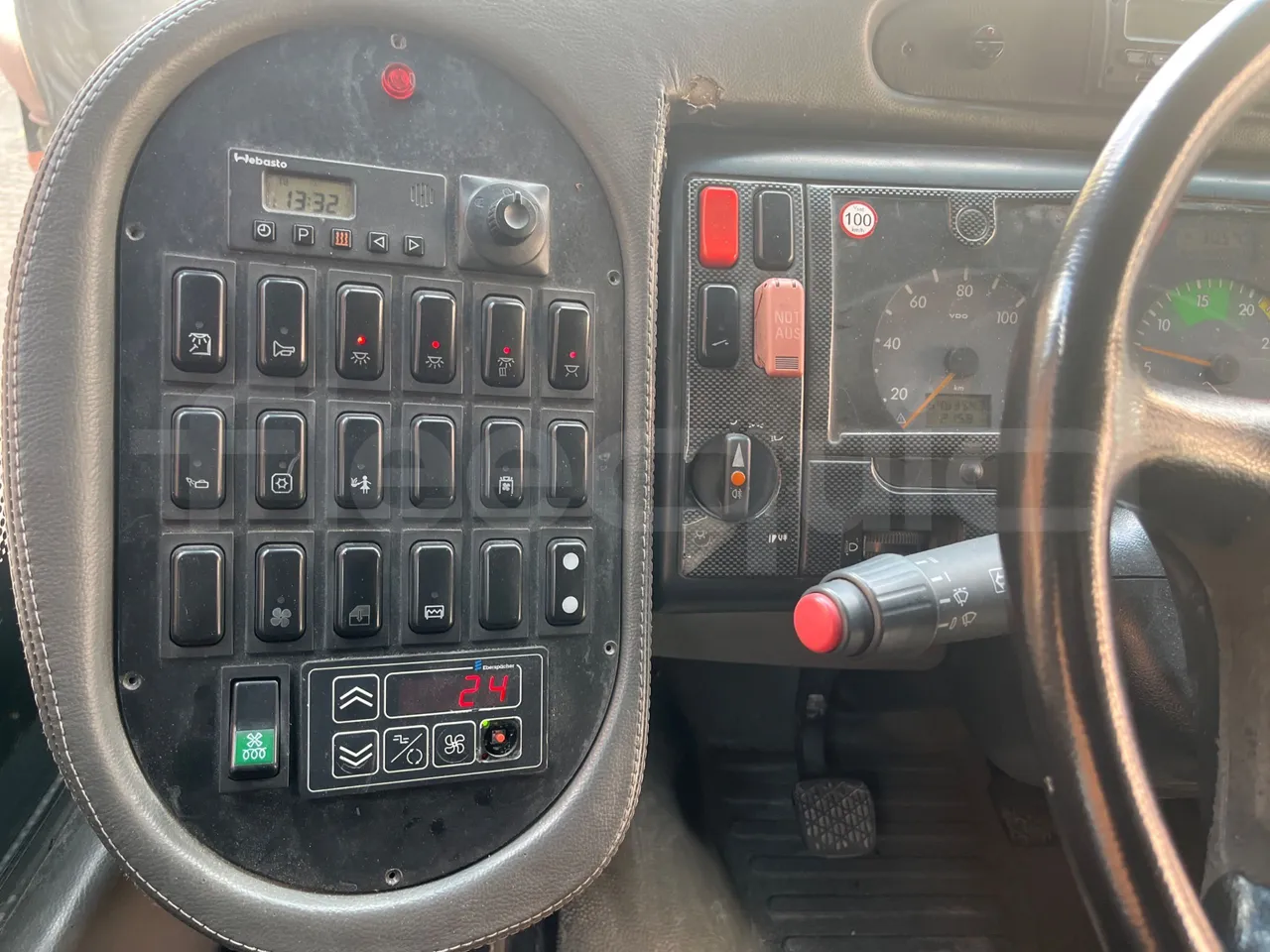 Mercedes-Benz 818 Sitcar - EUR5 - 130kW - 7.660m - radio accessories photo