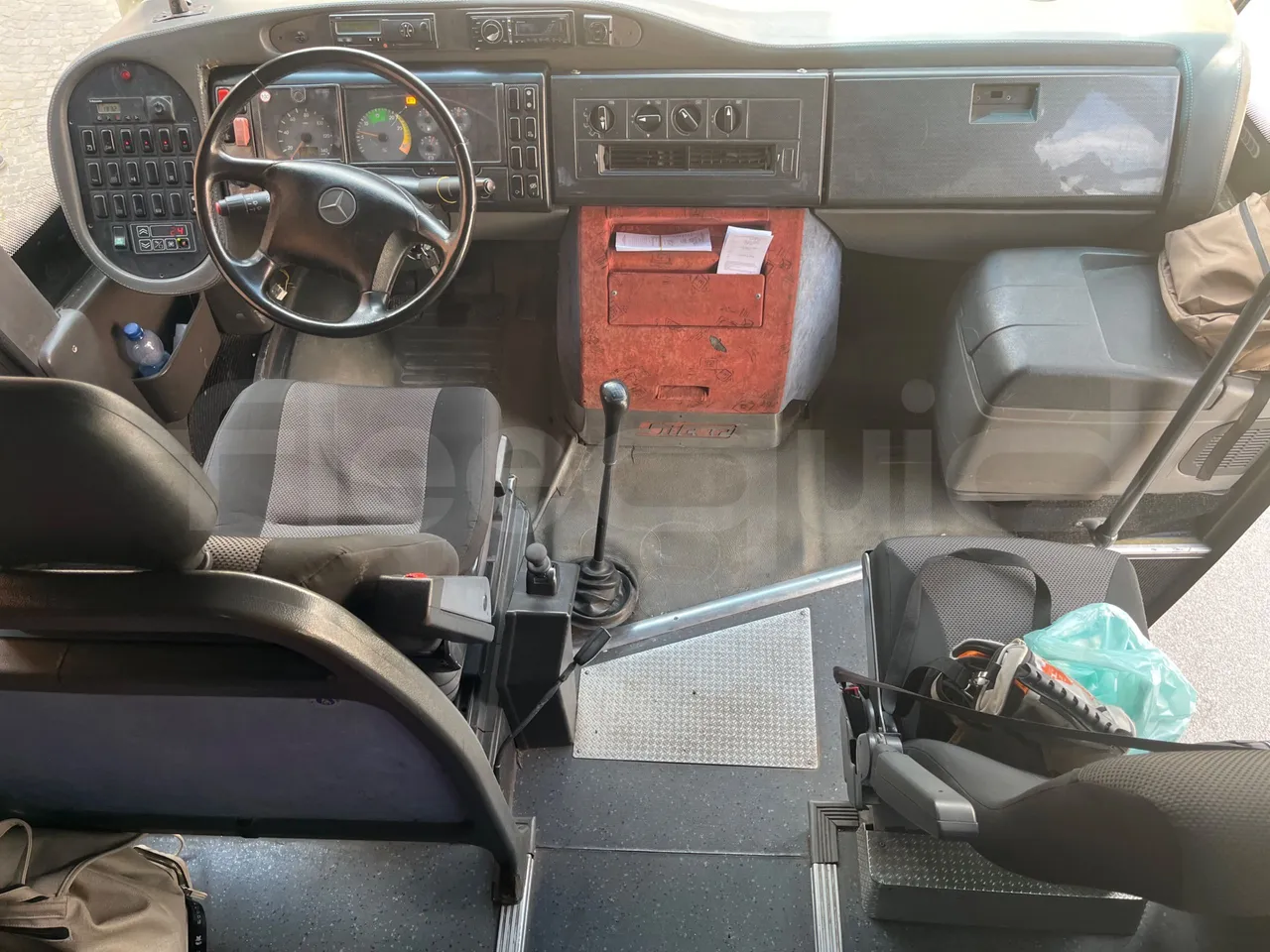 Mercedes-Benz 818 Sitcar - EUR5 - 130kW - 7.660m - buttons panels on