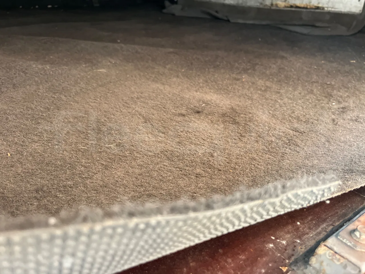 Mercedes-Benz 818 Sitcar - EUR5 - 130kW - 7.660m - under carpet photo