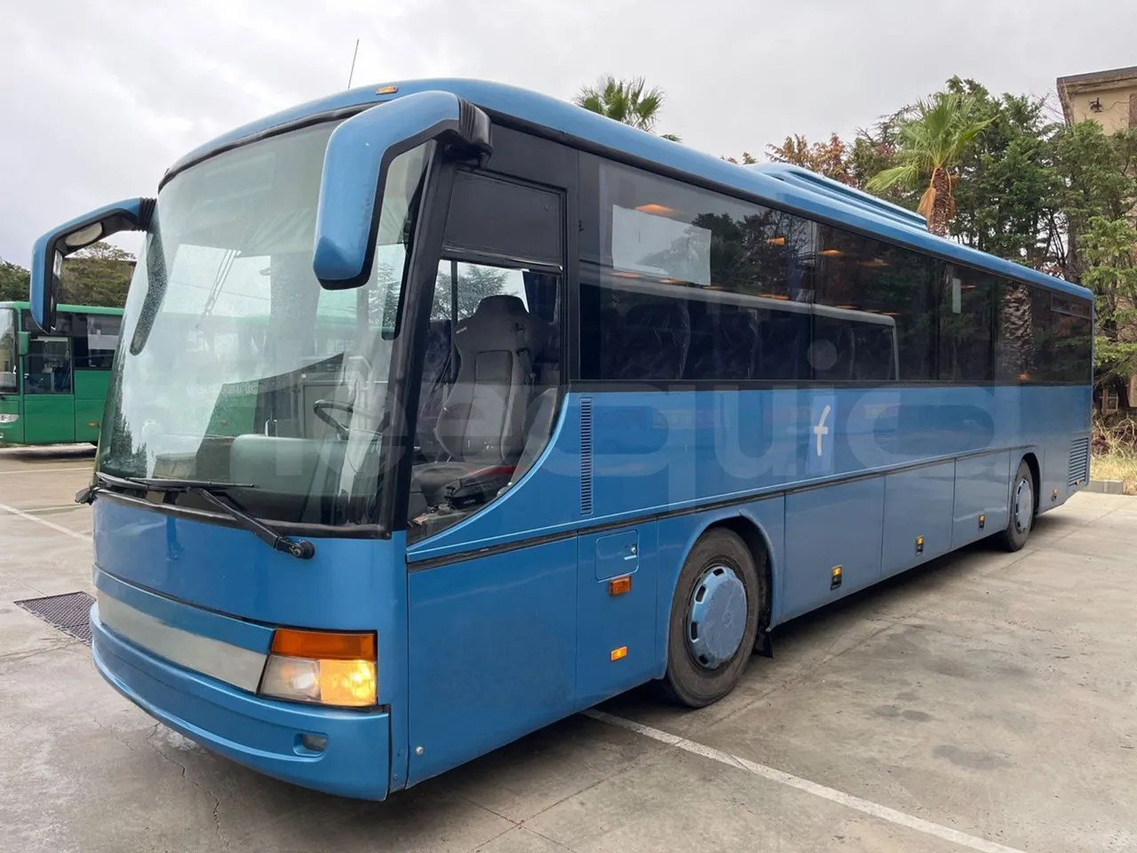 Setra S315 GT/ Euro 3 - 260 Kw - 12 Mt - 3/4 front left