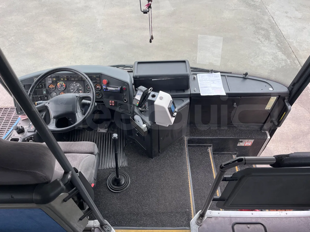 Setra S315 GT/ Euro 3 - 260 Kw - 12 Mt - buttons panels on