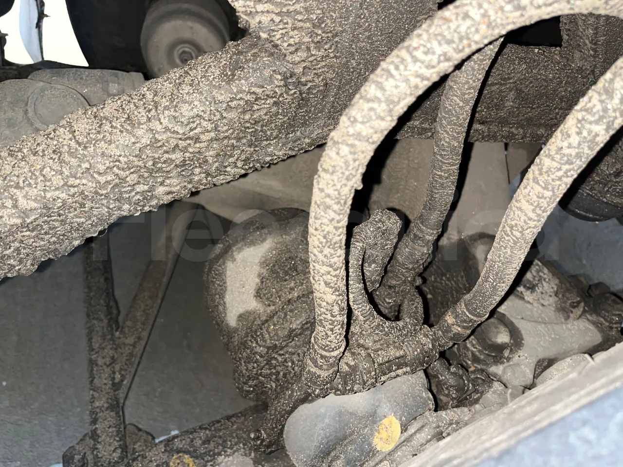 Setra S315 GT/ Euro 3 - 260 Kw - 12 Mt - axle 2 caliper brakes right