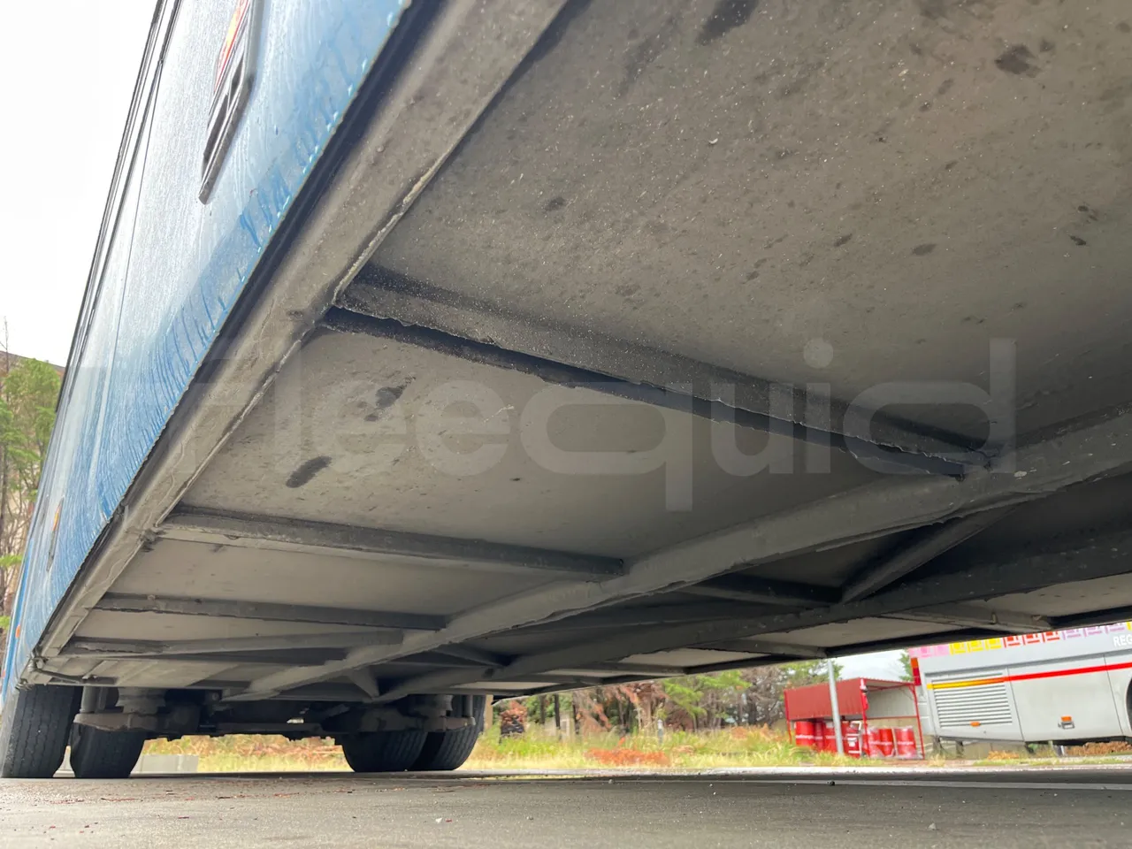 Setra S315 GT/ Euro 3 - 260 Kw - 12 Mt - central undercarriage photo