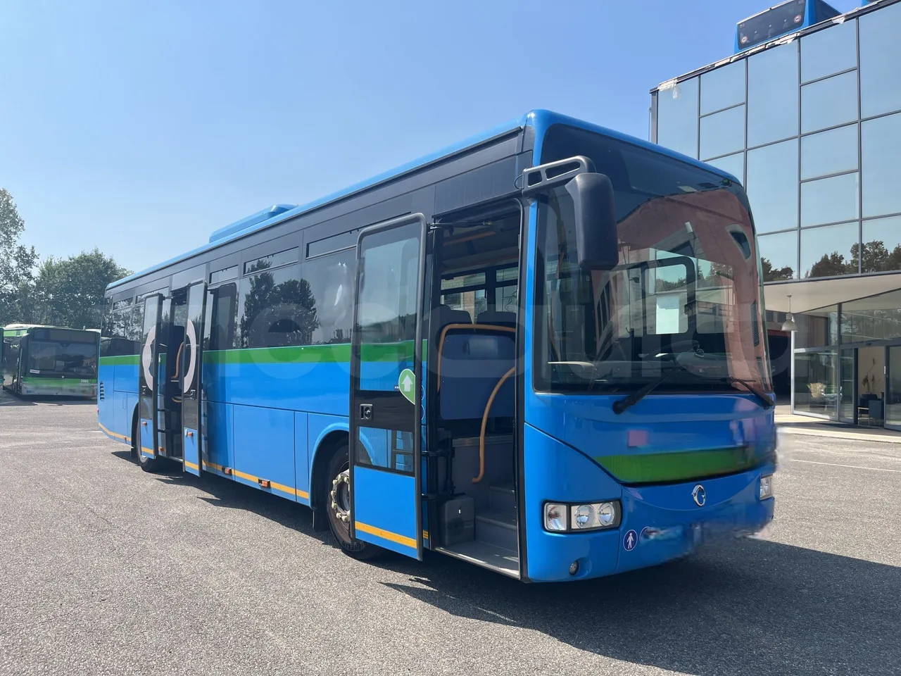 Iveco Crossway - 3/4 Front Right Side Doors Open