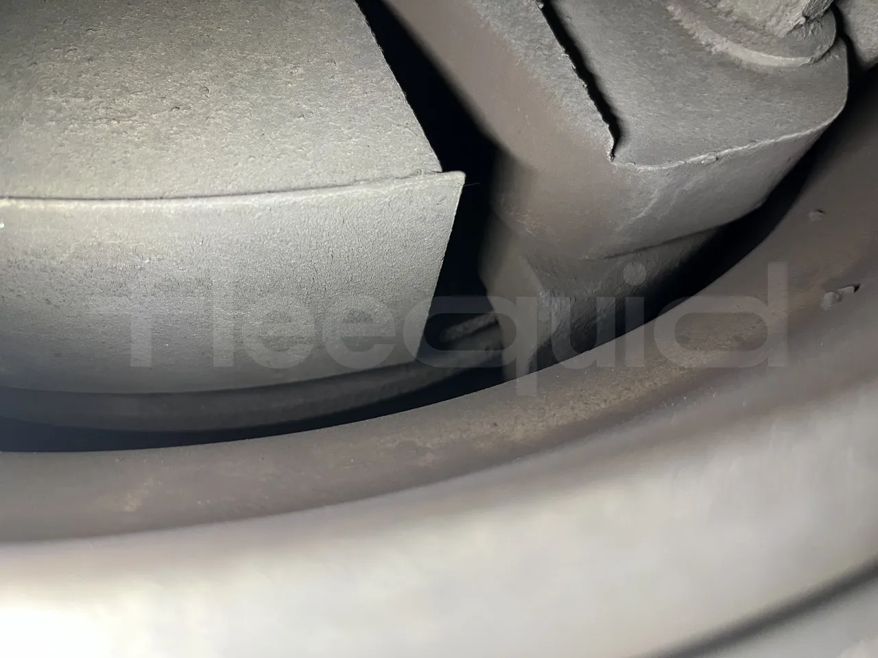 Iveco Crossway - Second Axle Discs Right Side