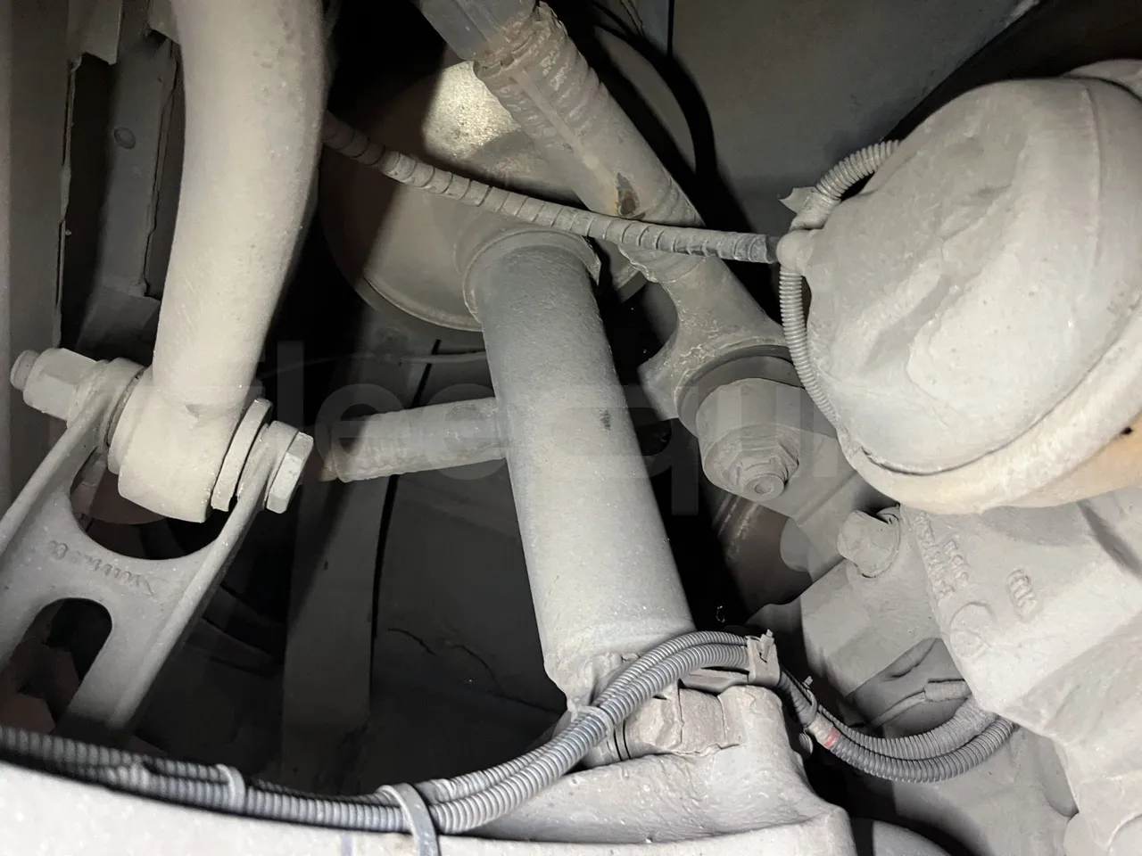 Iveco Crossway - First Axle Shock Absorbers Left Side