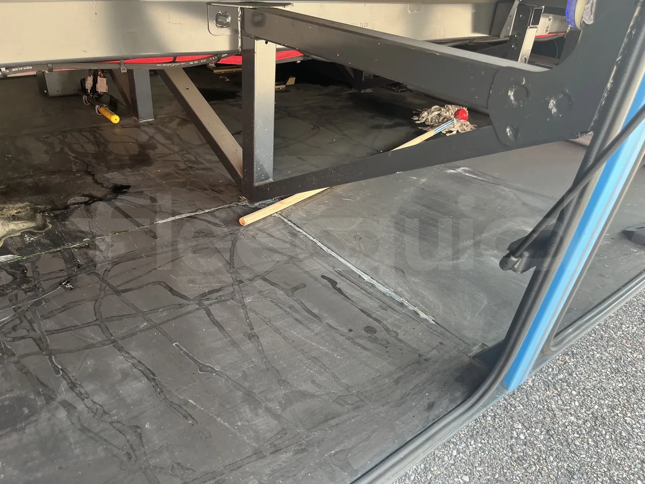 Iveco Crossway - Luggage Under Carpet Photo