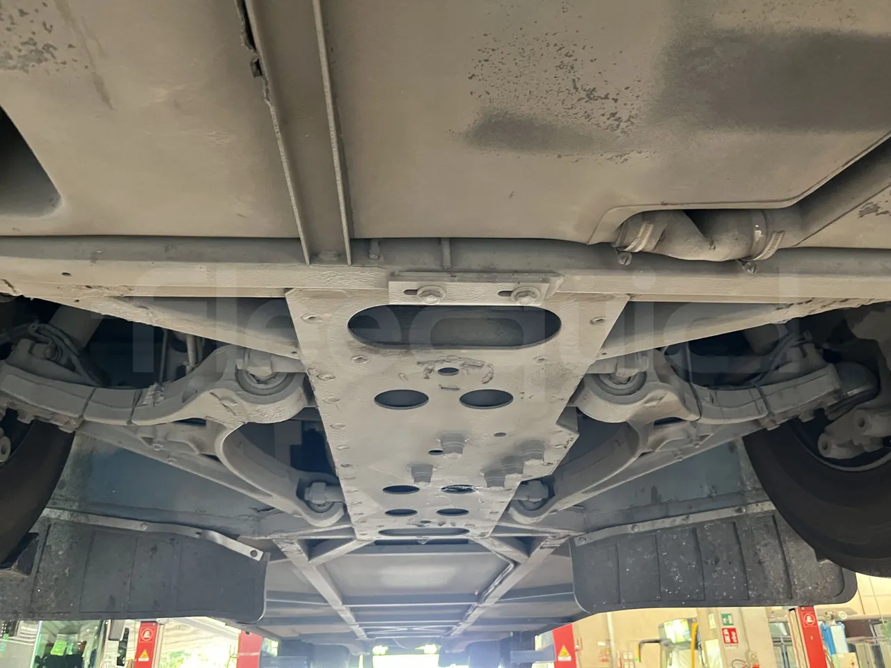 Iveco Crossway - First Axle Central