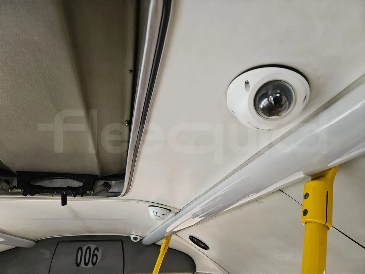 MAZ 206 206 - Euro 5 - 130 kW - 8.65 mt - camera accessories photo