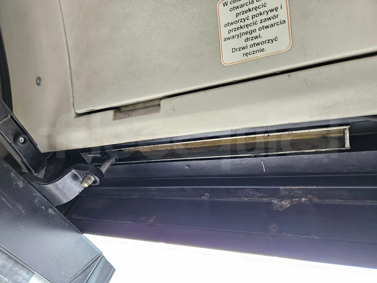 MAZ 206 206 - Euro 5 - 130 kW - 8.65 mt - door mechanism photo