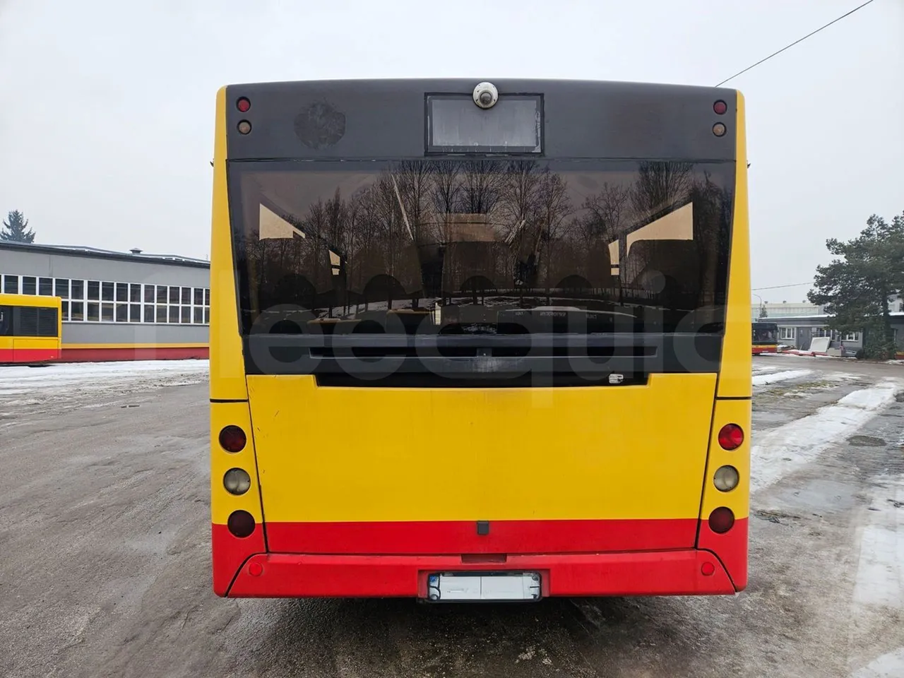 MAZ 206 206 - Euro 5 - 130 kW - 8.65 mt - rear hatch closed