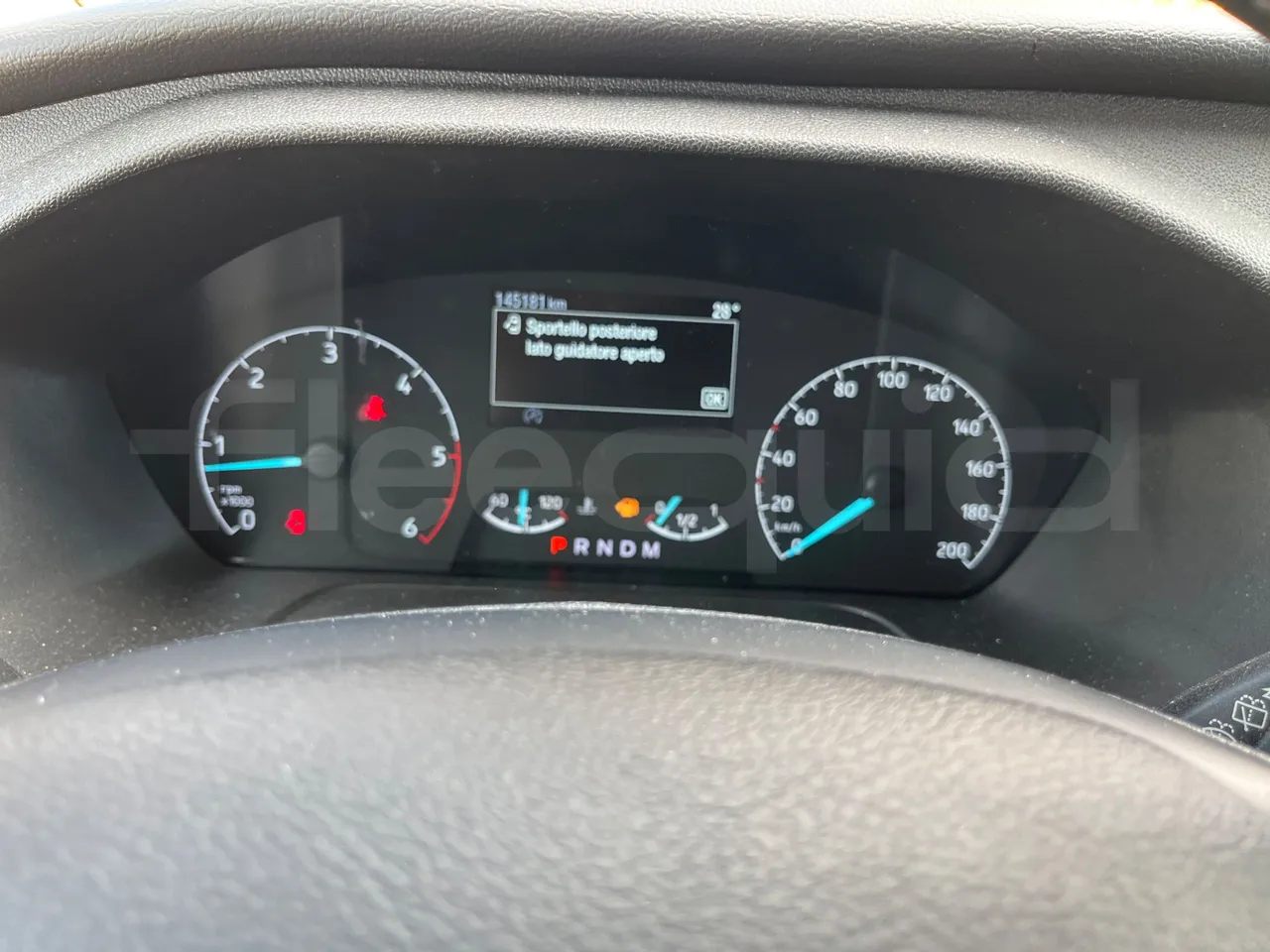 Ford Tourneo Custom BLFA1DBX -EUR6 -125kW -4.972m - dashboard lights on