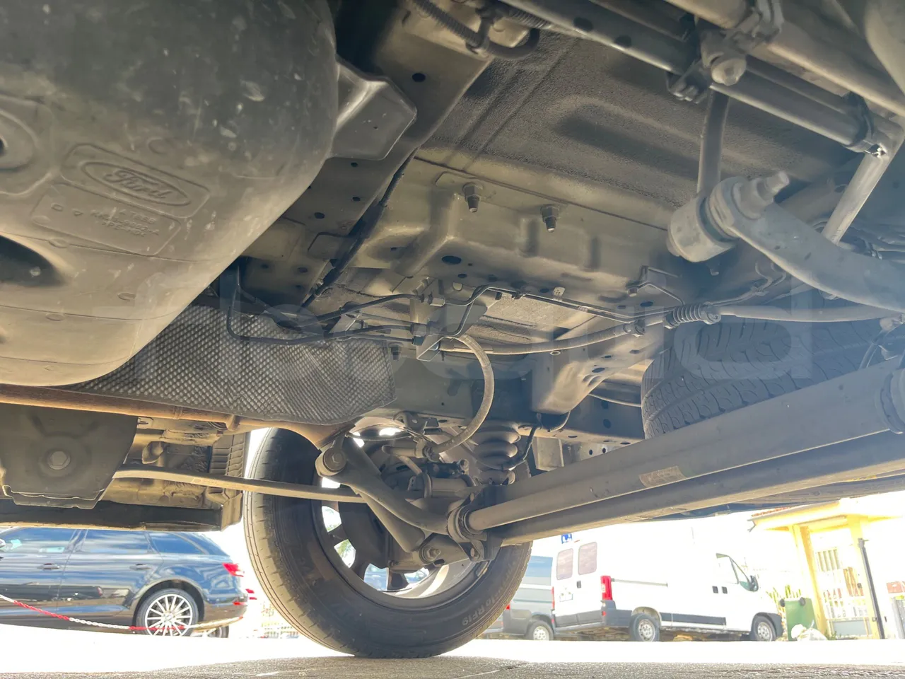 Ford Tourneo Custom BLFA1DBX -EUR6 -125kW -4.972m - exhaust photo