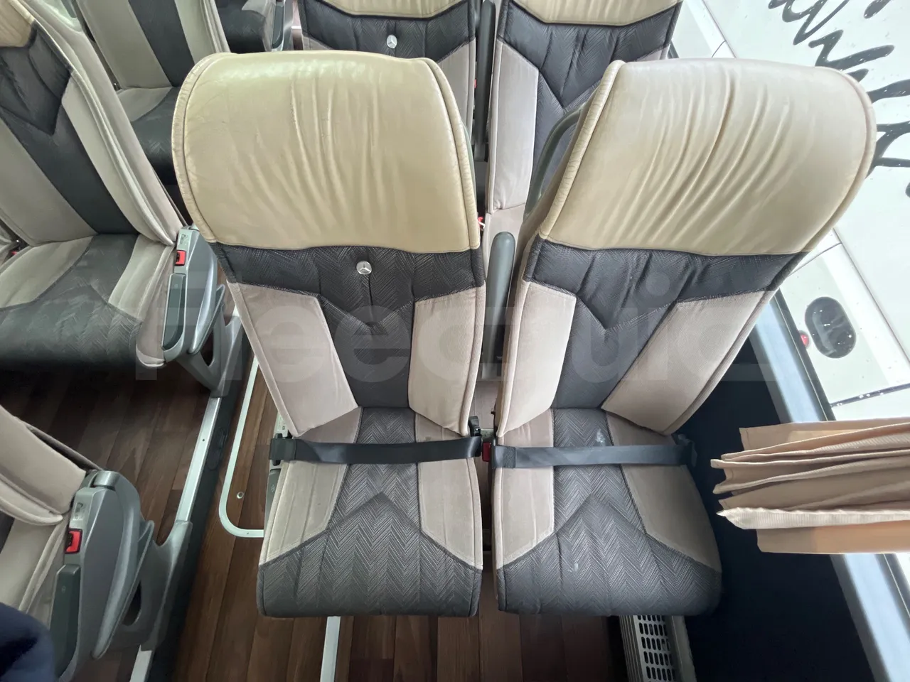 Mercedes-Benz Tourismo 632 01 - EUR5 - 300kW - 12.140m - central seat safety belt
