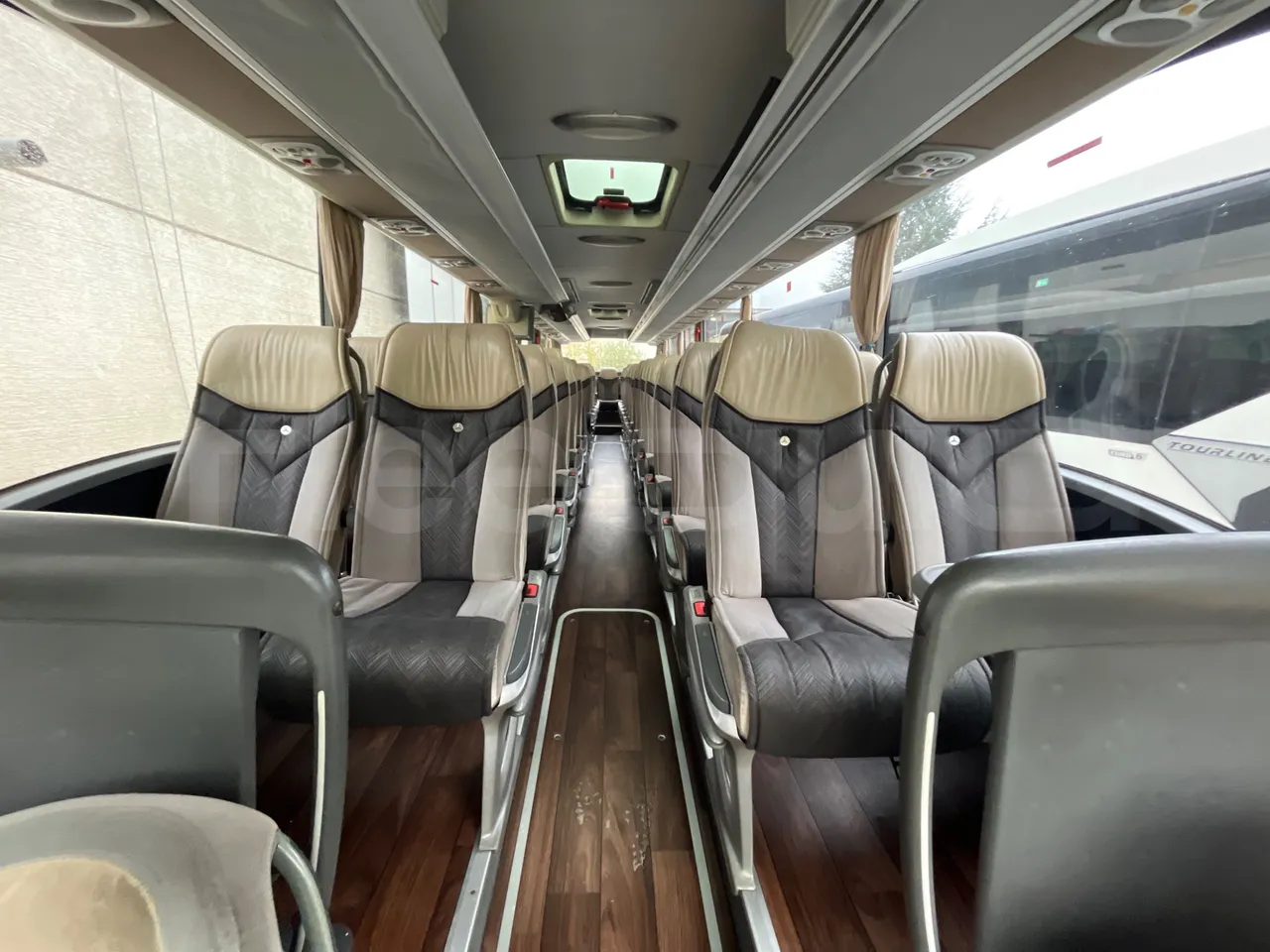 Mercedes-Benz Tourismo 632 01 - EUR5 - 300kW - 12.140m - interior reverse seats driver height