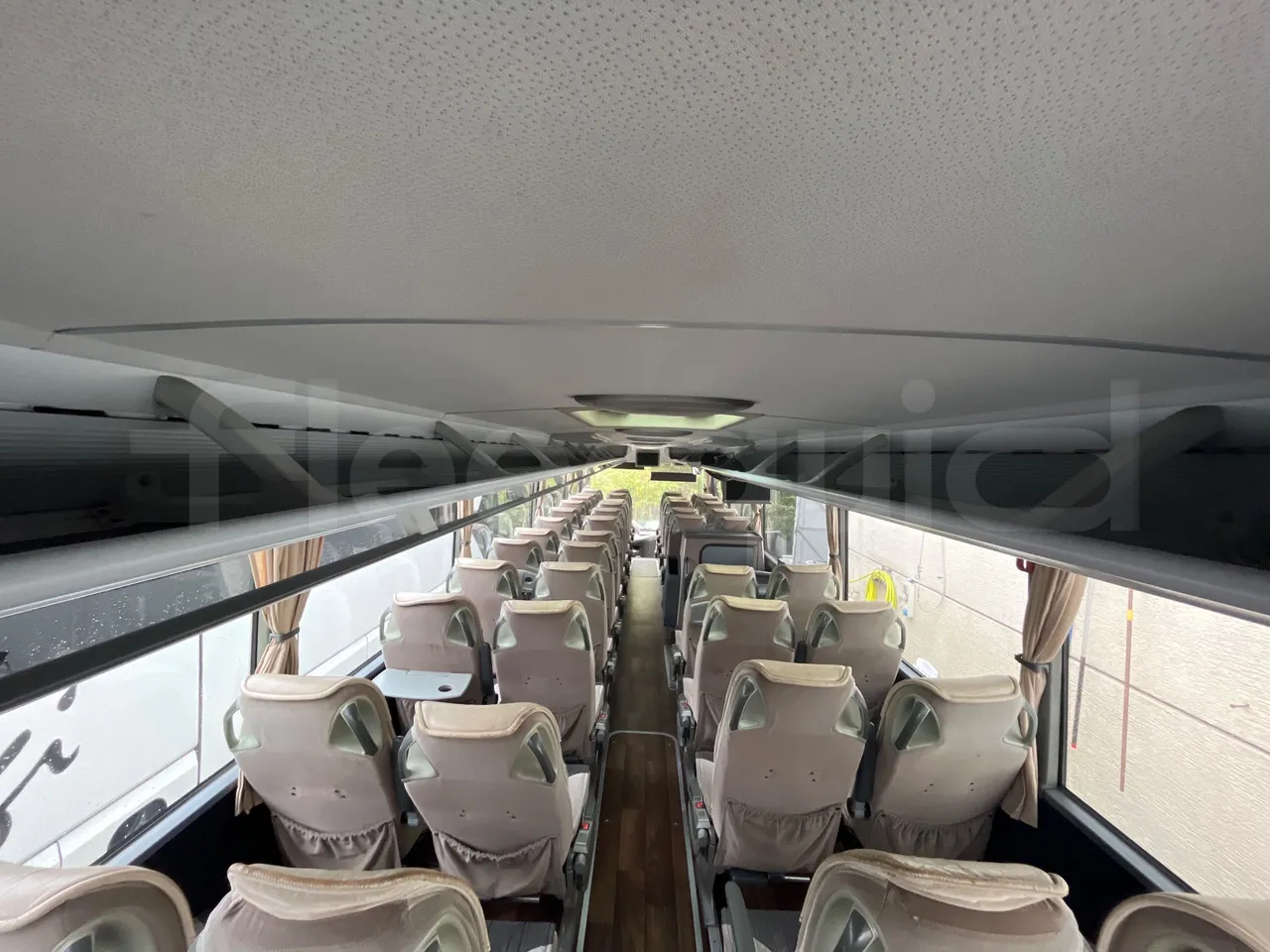 Mercedes-Benz Tourismo 632 01 - EUR5 - 300kW - 12.140m - overhead compartments photo