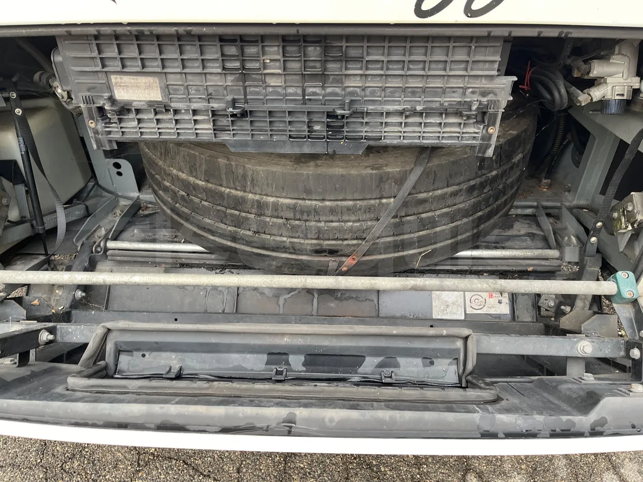 Mercedes-Benz Tourismo 632 01 - EUR5 - 300kW - 12.140m - spare wheel