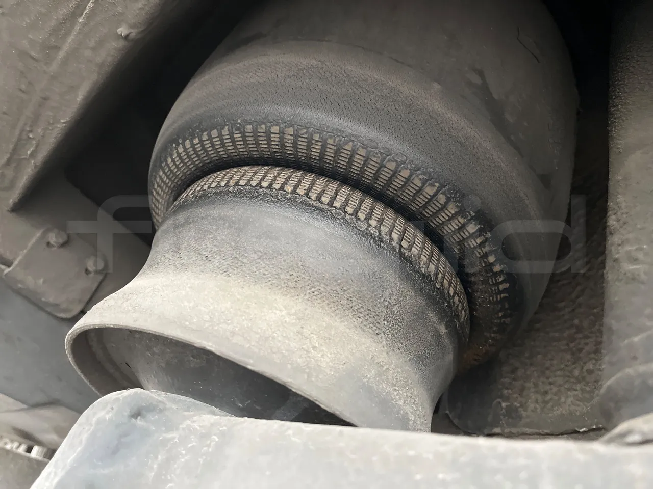 Mercedes-Benz Tourismo RHD 632 01 - EUR6 - 290kW - 12.96m - axel 2 air springs 2 right
