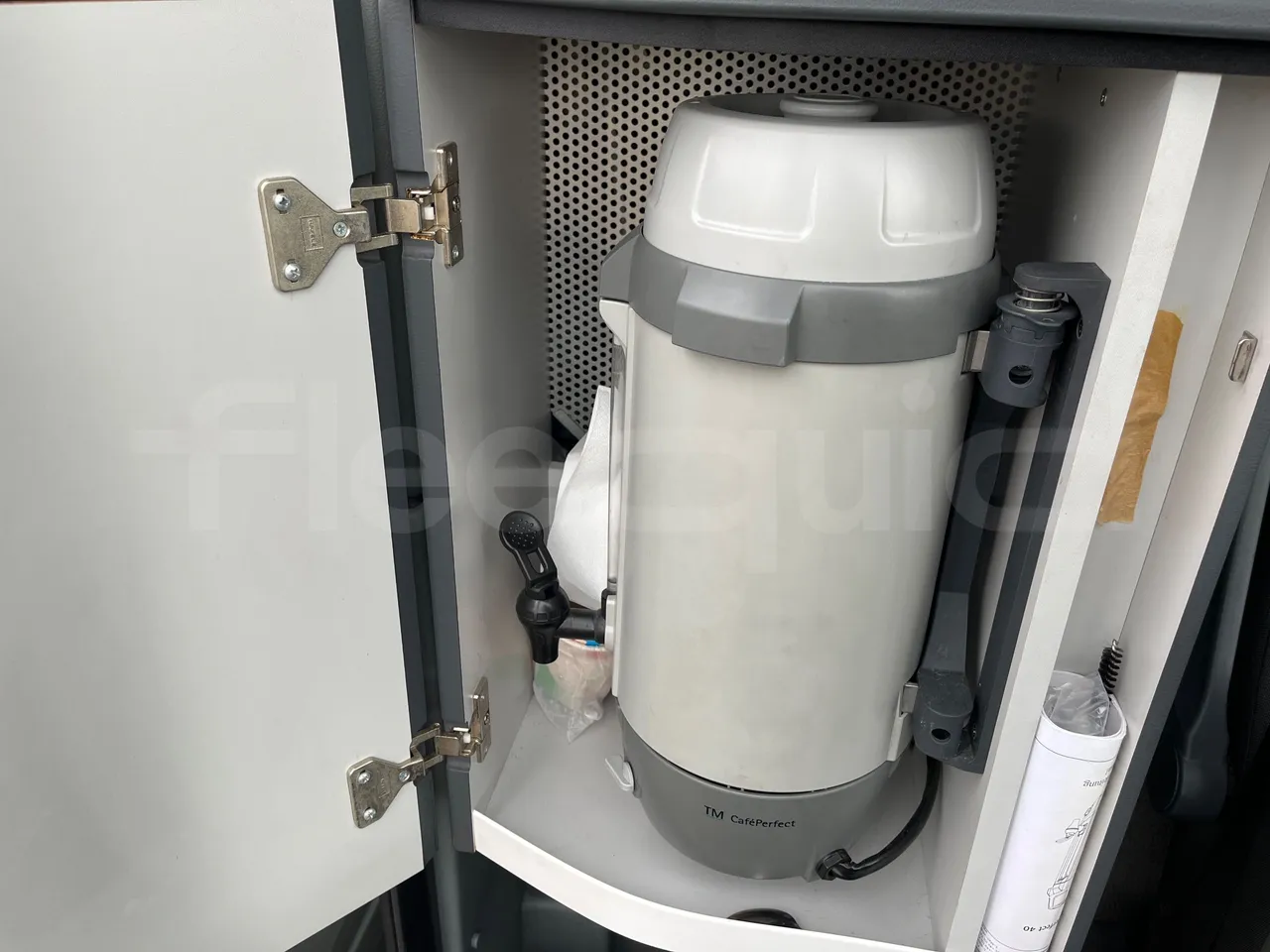 Mercedes-Benz Tourismo RHD 632 01 - EUR6 - 290kW - 12.96m - coffee machine accessories