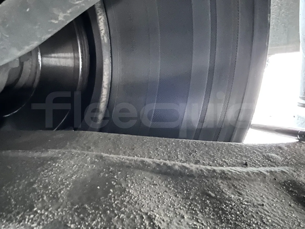 Mercedes-Benz Tourismo RHD 632 01 - EUR6 - 290kW - 12.96m - axle 2 discs left
