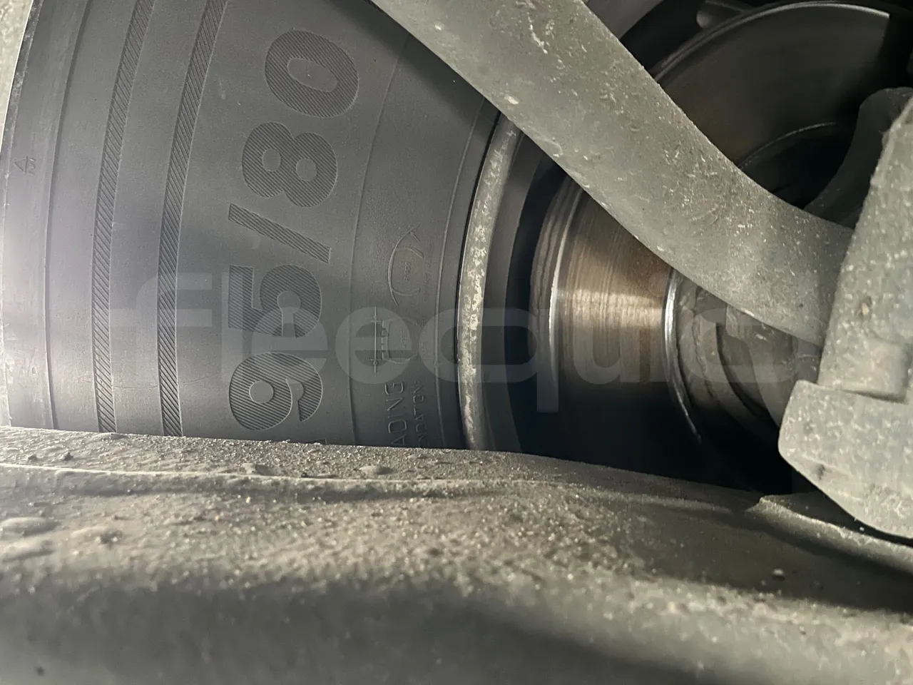 Mercedes-Benz Tourismo RHD 632 01 - EUR6 - 290kW - 12.96m - axle 2 discs right