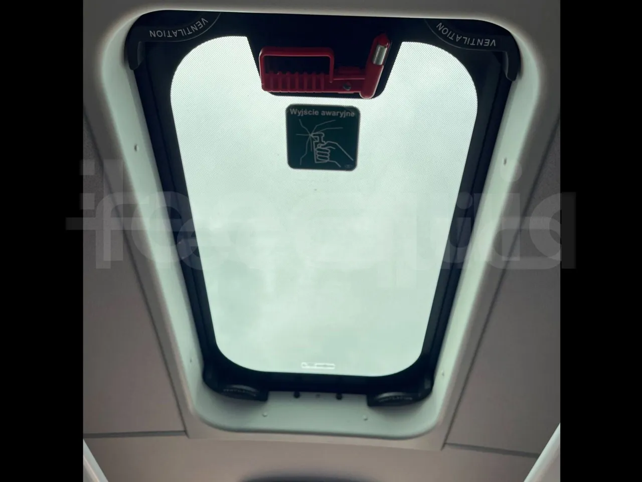 Mercedes-Benz Tourismo RHD 632 01 - EUR6 - 290kW - 12.96m - roof hatch 1