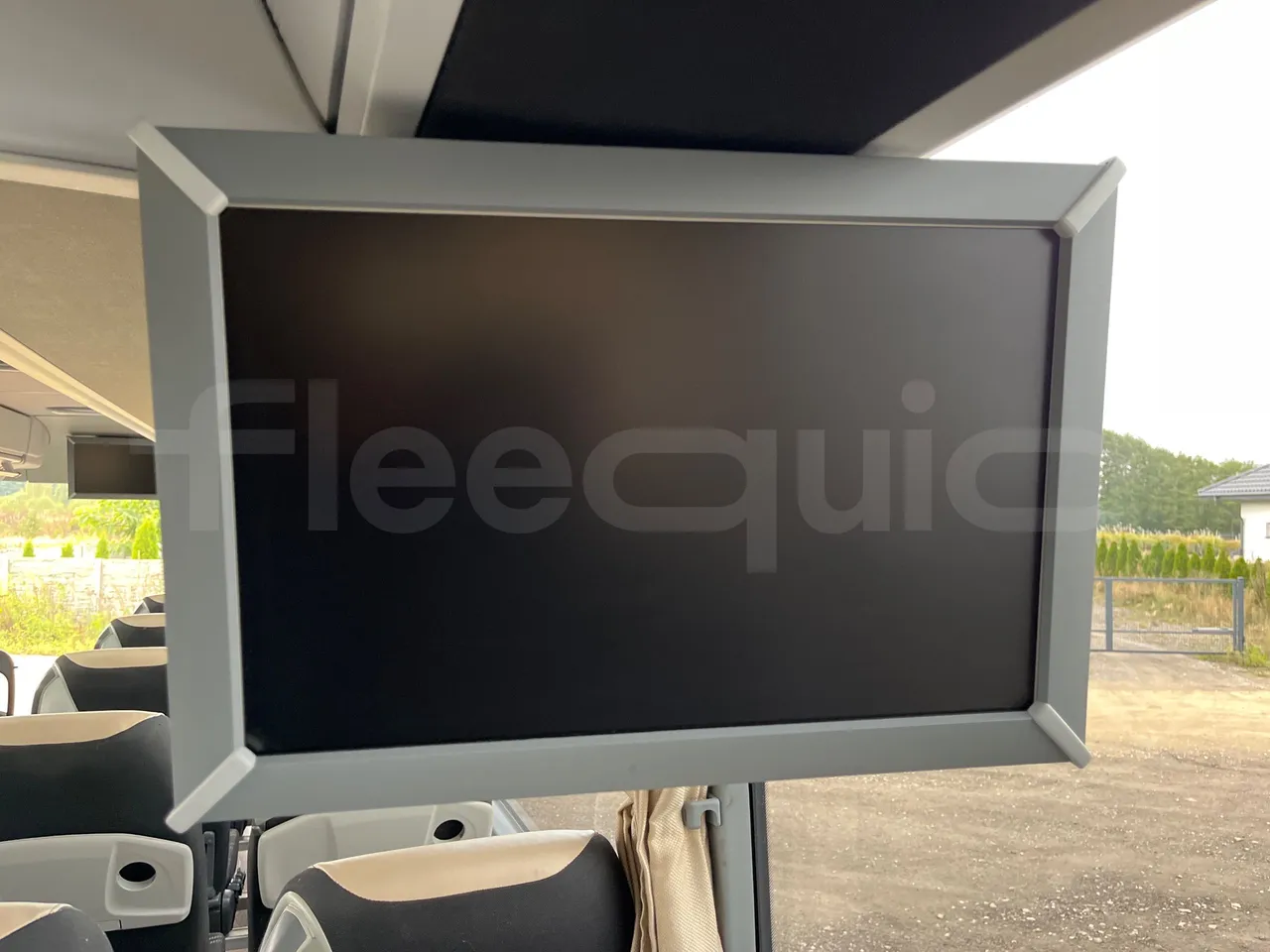 Mercedes-Benz Tourismo RHD 632 01 - EUR6 - 290kW - 12.96m - monitor detail photo