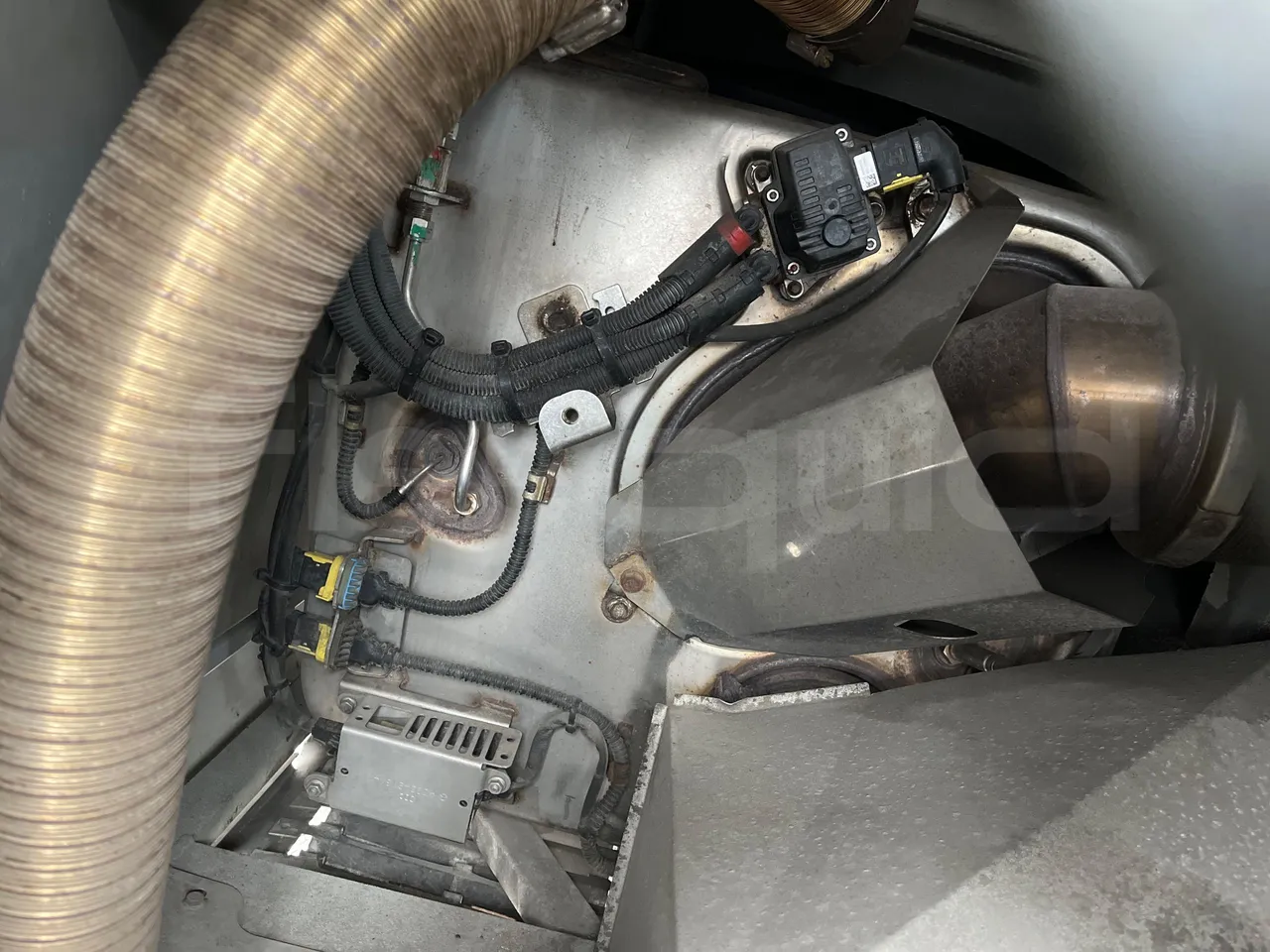 Mercedes-Benz Tourismo RHD 632 01 - EUR6 - 290kW - 12.96m - preheater webasto photo
