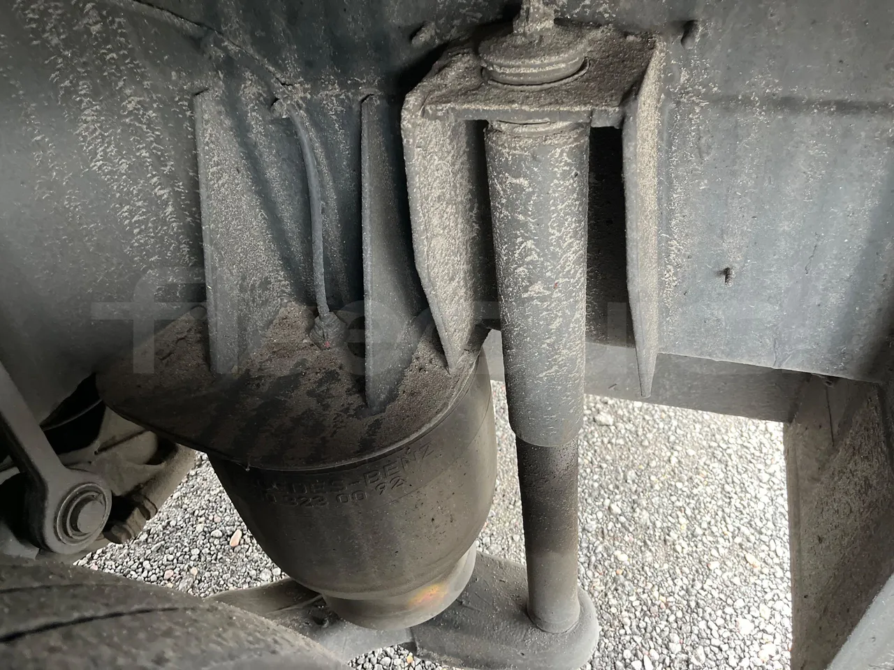 Mercedes-Benz Tourismo RHD 632 01 - EUR6 - 290kW - 12.96m - axle 2 shock absorbers 1 right