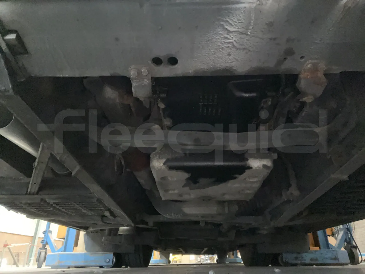 Mercedes-Benz Tourismo 632 01 - EUR6 - 290kW - 12.960m - axel 2 air springs 2 left