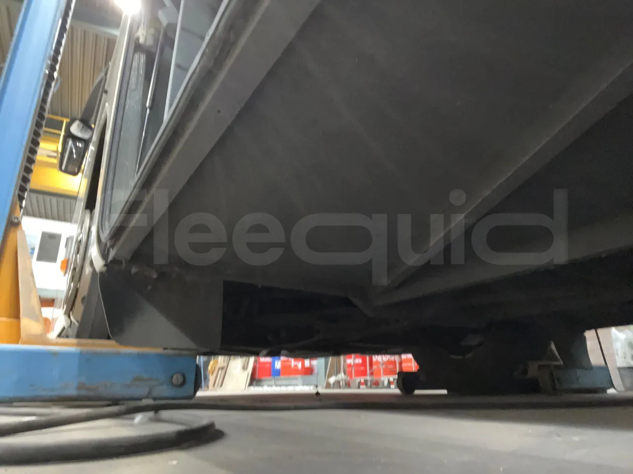 Mercedes-Benz Tourismo 632 01 - EUR6 - 290kW - 12.960m - axle 2 caliper brakes right