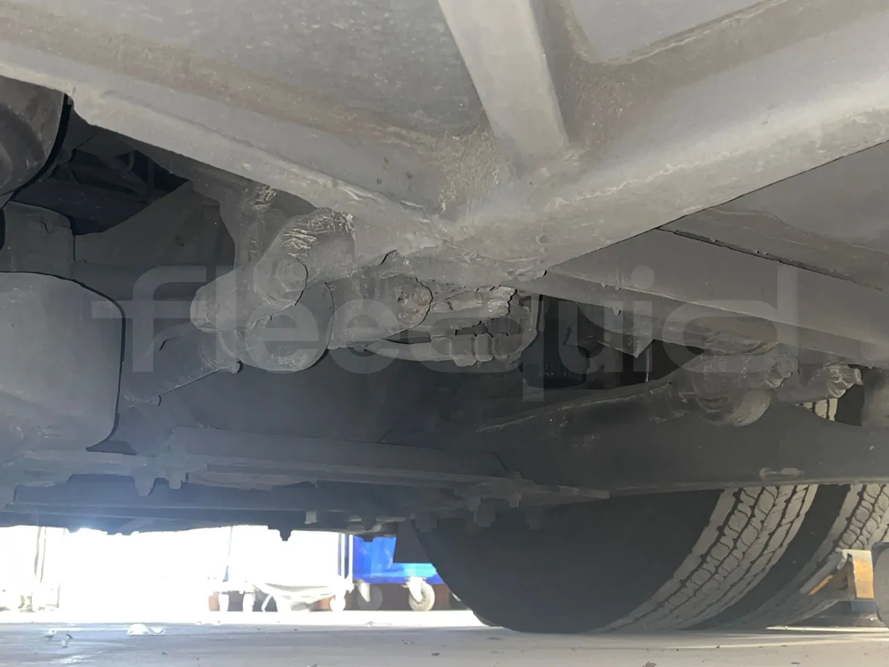 Mercedes-Benz Tourismo 632 01 - EUR6 - 290kW - 12.960m - axel 2 leaf spring right