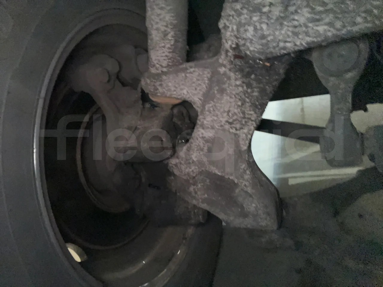 Mercedes-Benz Tourismo 632 01 - EUR6 - 290kW - 12.960m - central undercarriage photo