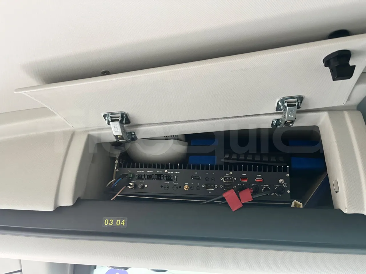 Volvo Sunsundegui SC7/ Euro 6 - 345 Kw - 13.125 Mt - disabled area photo