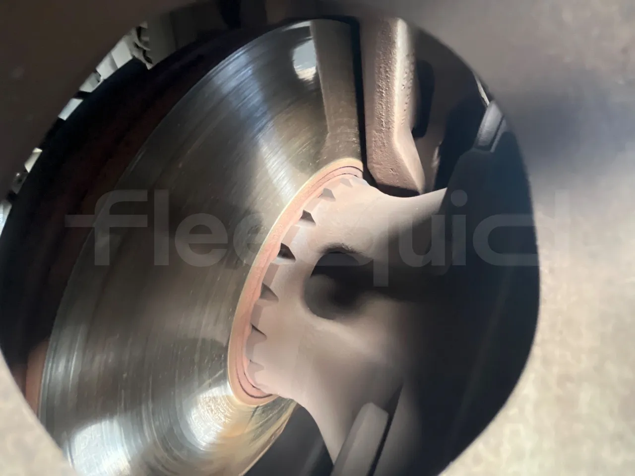 Volvo Sunsundegui SC7/ Euro 6 - 345 Kw - 13.125 Mt - axle 2 discs right