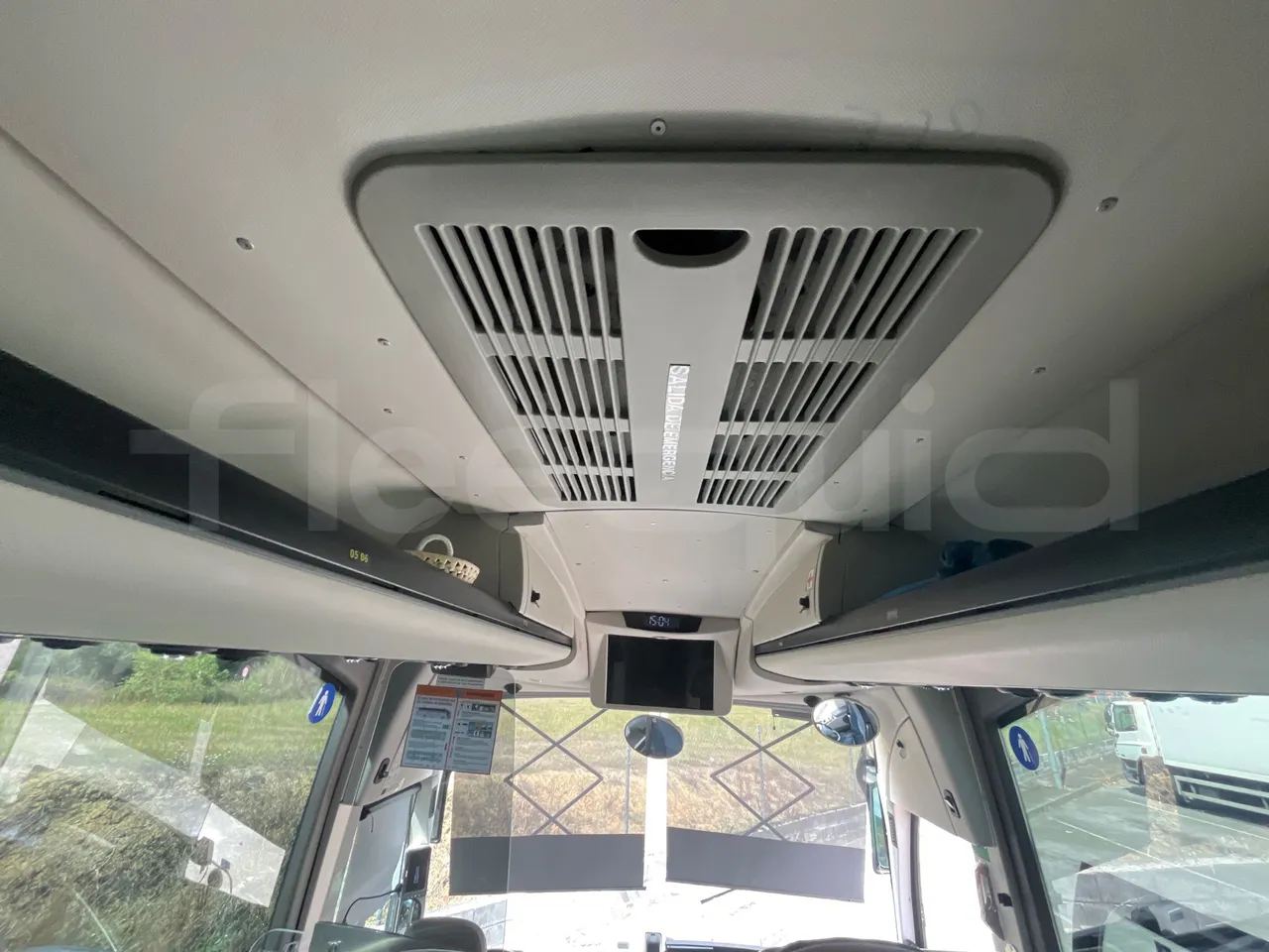 Volvo Sunsundegui SC7/ Euro 6 - 345 Kw - 13.125 Mt - roof hatch 1