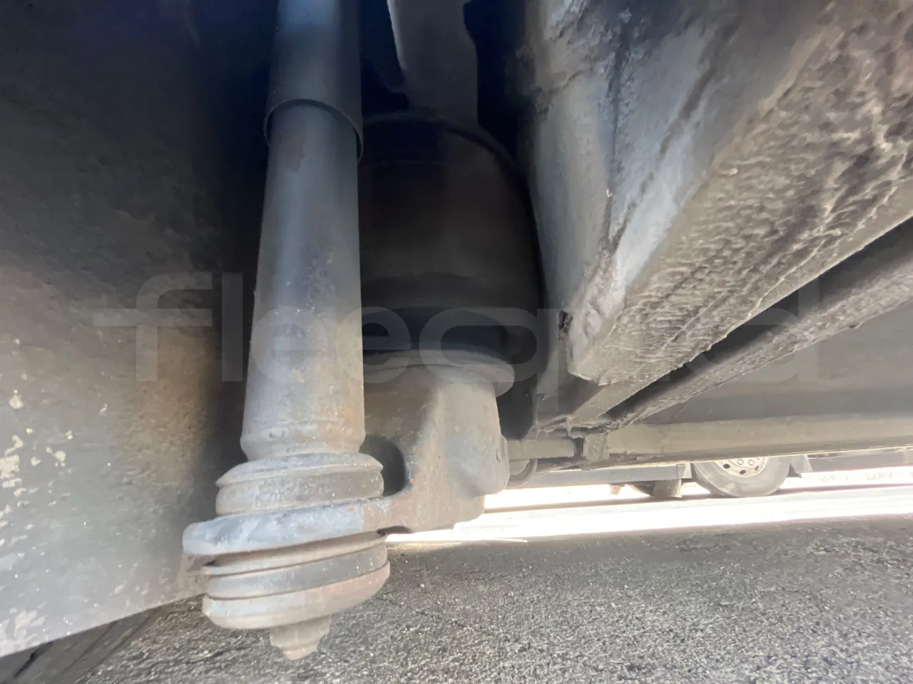 Volvo Sunsundegui SC7/ Euro 6 - 345 Kw - 13.125 Mt - front axle left side