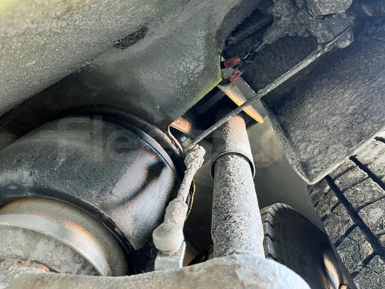 Iveco Recreo SFR160 - Euro5 - 243 kW - 12.760 mt - axel 2 air springs 1 left