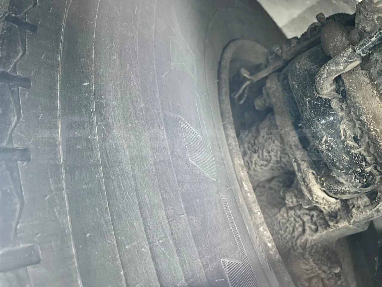 Iveco Recreo SFR160 - Euro5 - 243 kW - 12.760 mt - axle 2 caliper brakes left