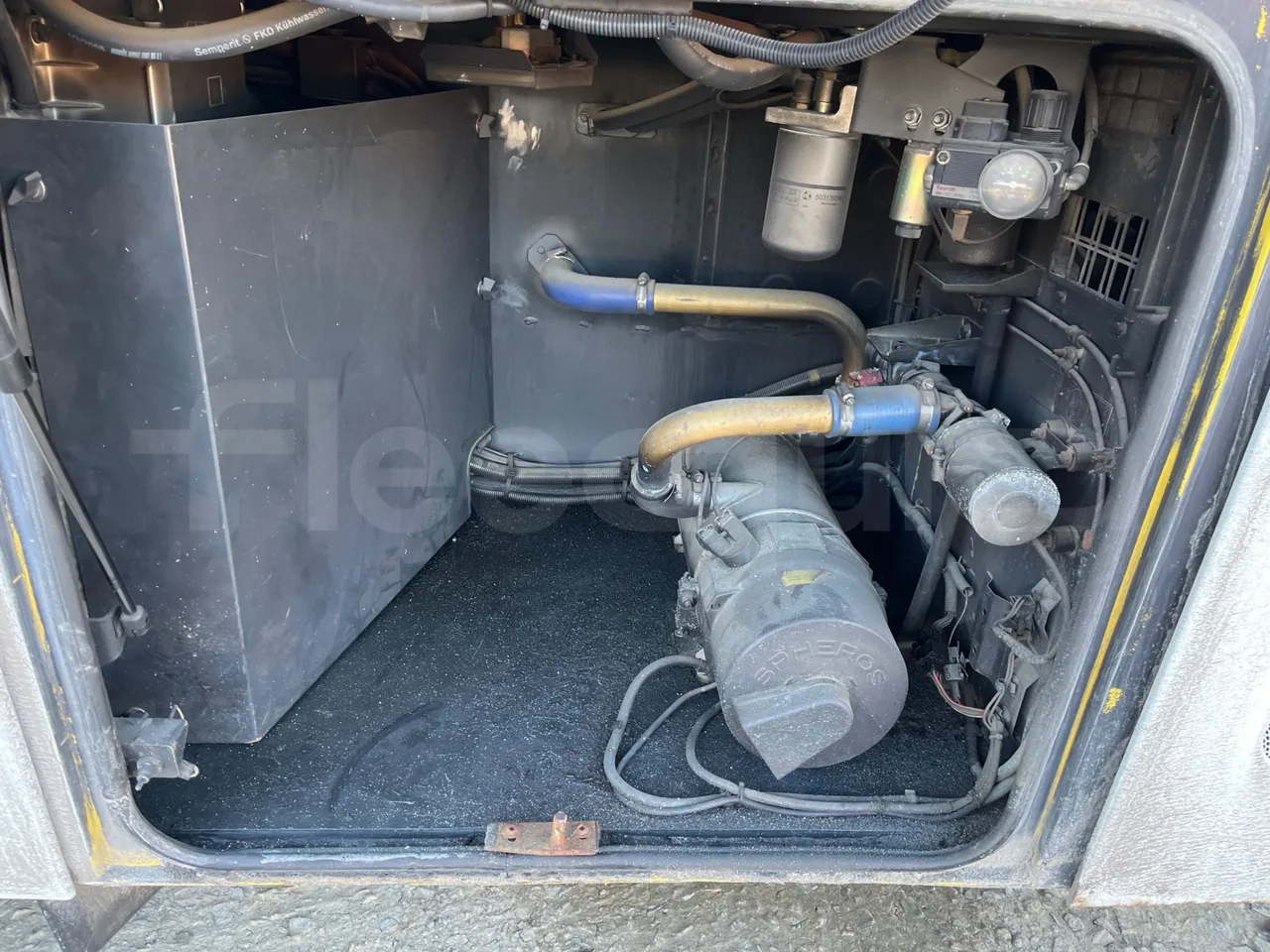 Iveco Recreo SFR160 - Euro5 - 243 kW - 12.760 mt - preheater webasto photo