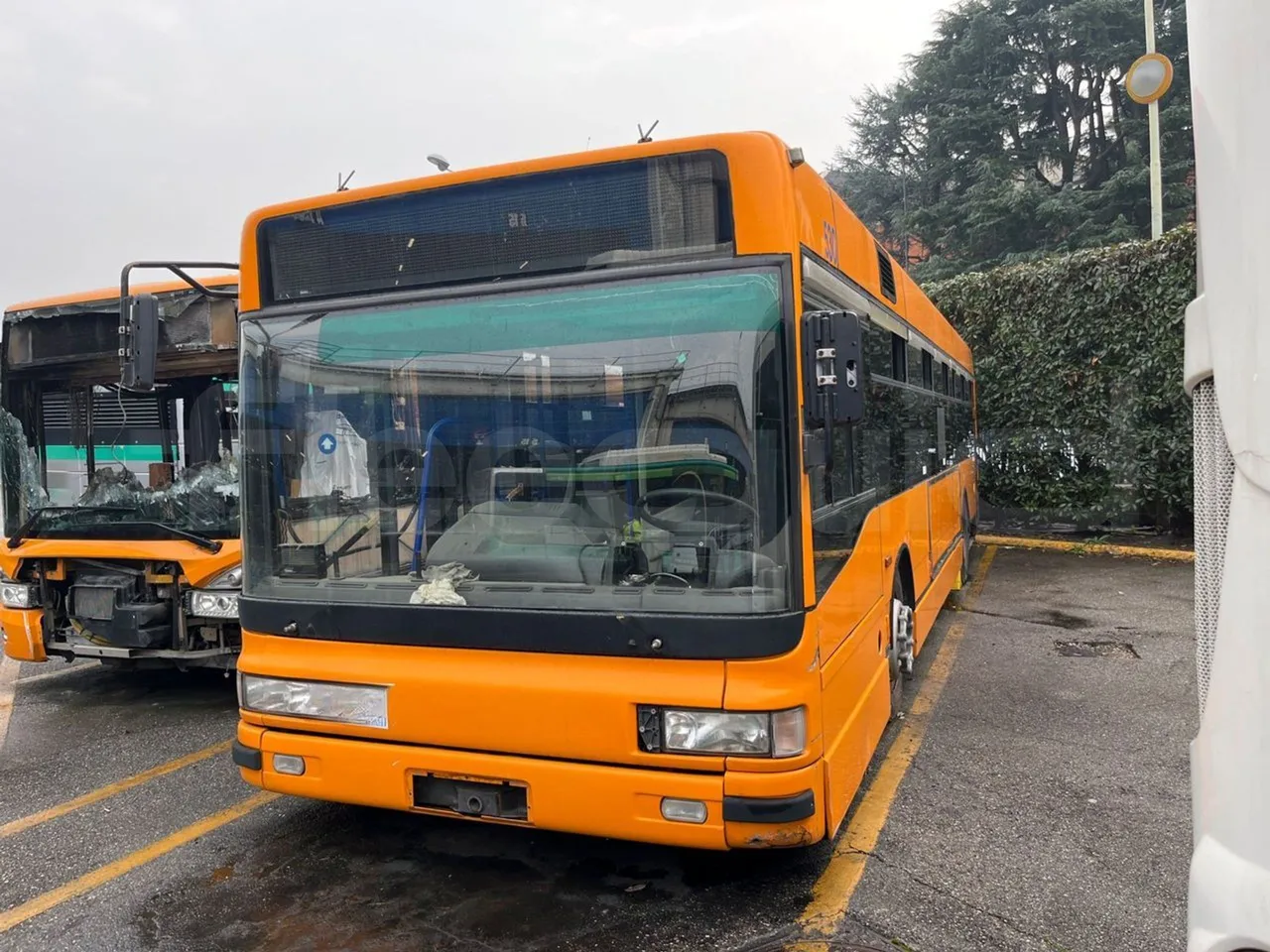 Irisbus 491E 491E10 - EUR5 - 213kW - 10.795m - Base cover photo