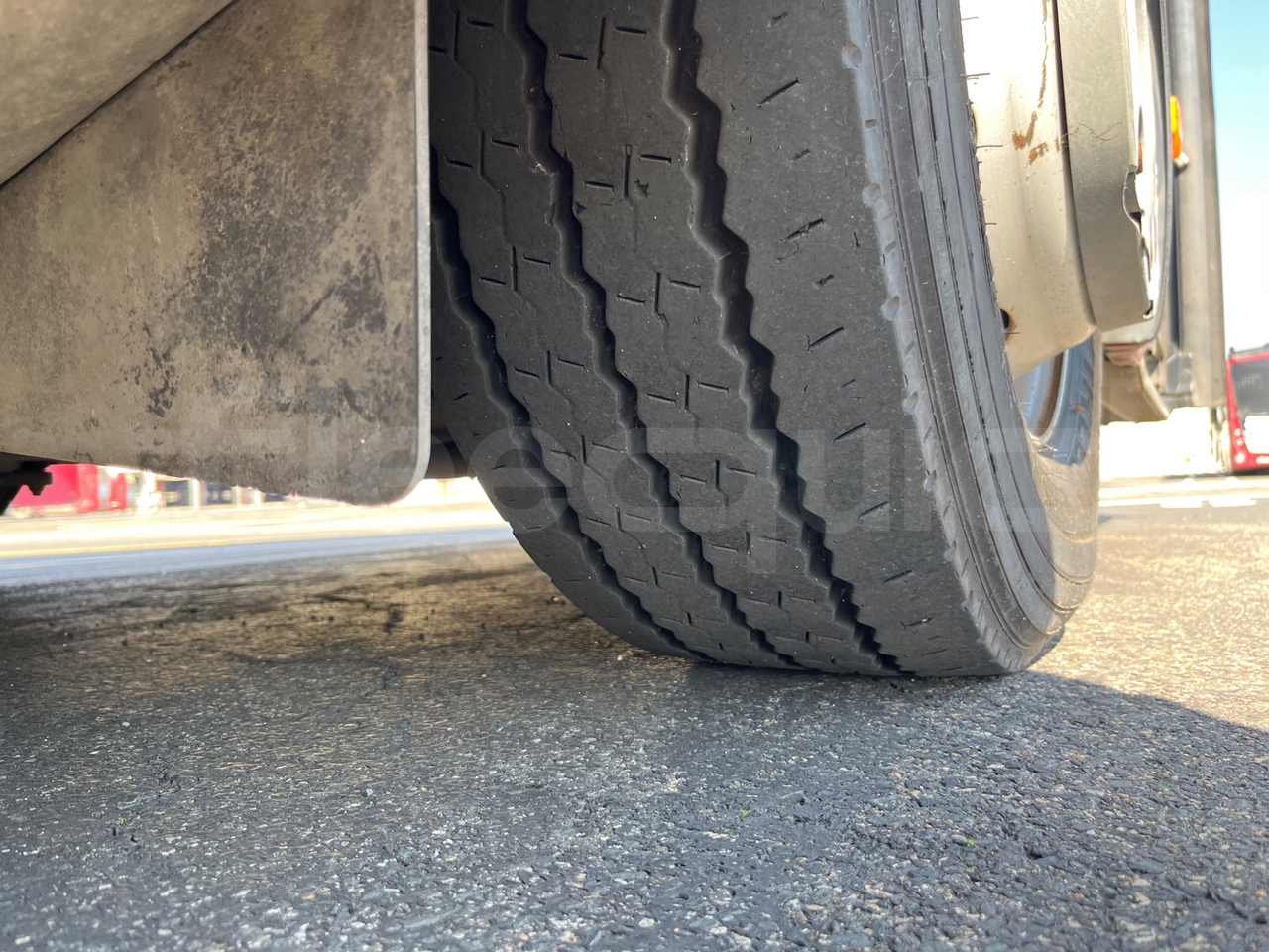 Iveco Citelis Citelis 18 m Diesel - tread condition front tires right