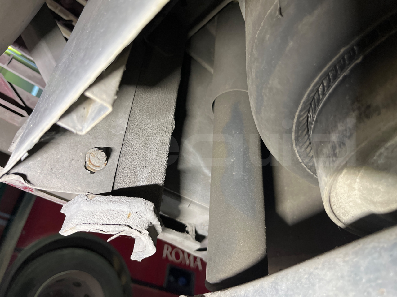 Iveco Citelis Citelis 18 m Diesel - axel 3 shock absorbers 2 left