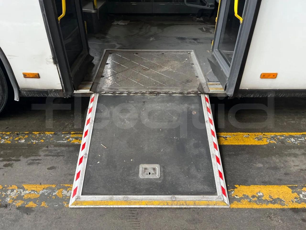 Mercedes-Benz Citaro Evobus MB0530 - Euro5 - 210kW - 10.503mt - platform open photo