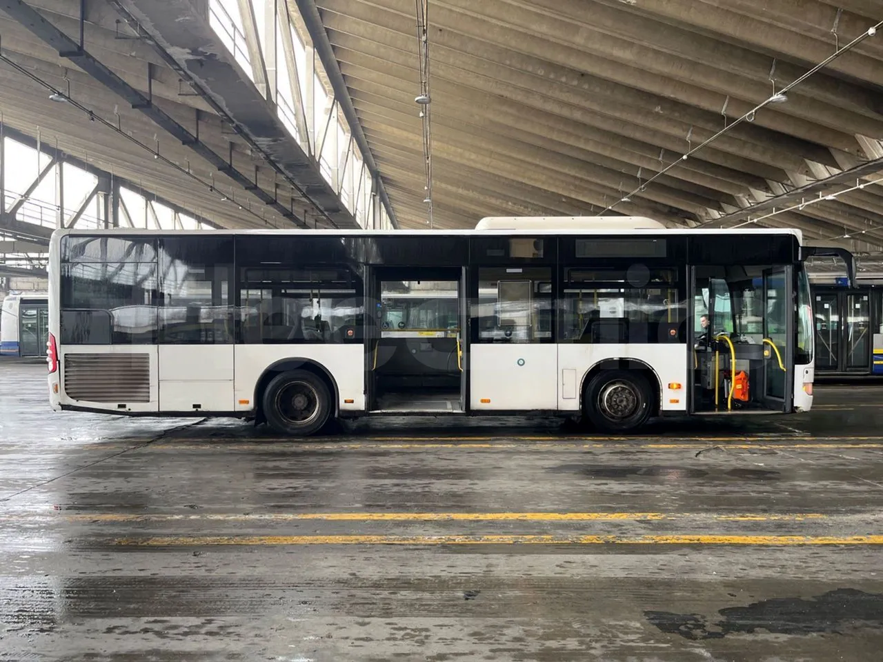 Mercedes-Benz Citaro Evobus MB0530 - Euro5 - 210kW - 10.503mt - right side doors open