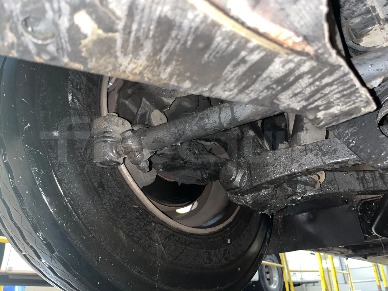 Mercedes-Benz Citaro Evobus MB0530 - Euro5 - 210kW - 10.503mt - front axle right side